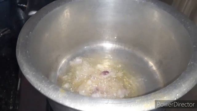 मच्छी ची भाजी गावरान पध्दतीने आईच्या हातची।Fish curry।Prajakta's corner смотреть онлайн