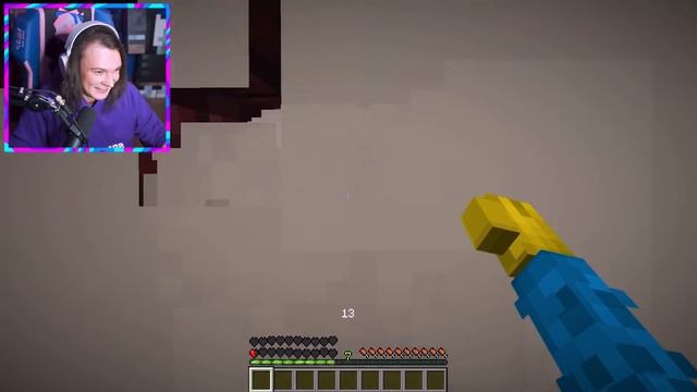 Не подглядывай за ХАГГИ ВАГГИ Сумасшедшая Игрушка в Майнкрафт смотреть онлайн