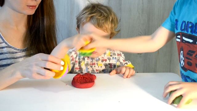 ? Лепка для детей из теста или пластилина. 2 Занятие по лепке для детей в 1 год. смотреть онлайн