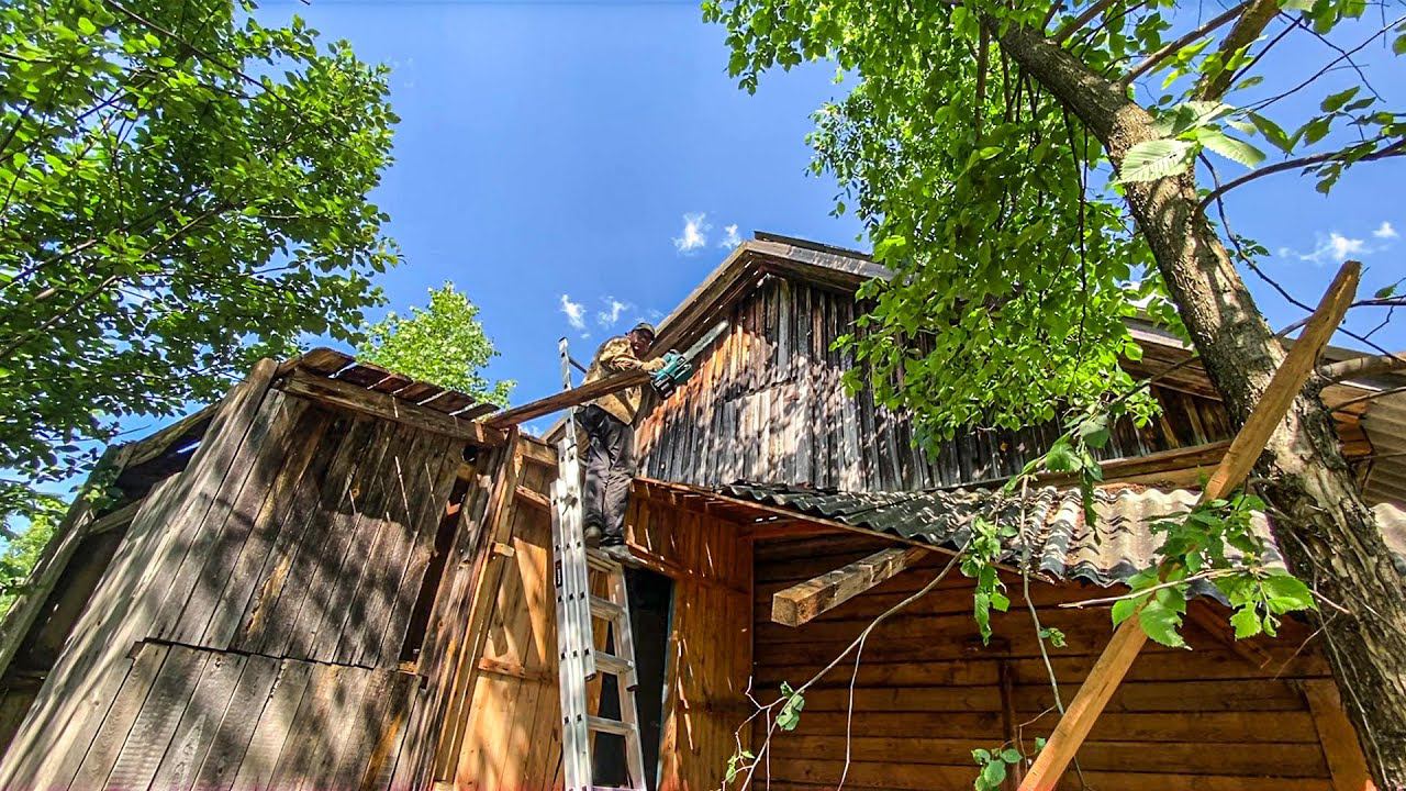 Разбираю большой дом в деревне. Добыл стройматериал из сгнившей веранды смотреть онлайн