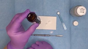 Замешивание IRM (Dentsply) цинкоксидэвгенольного цемента для временной реставрации зуба