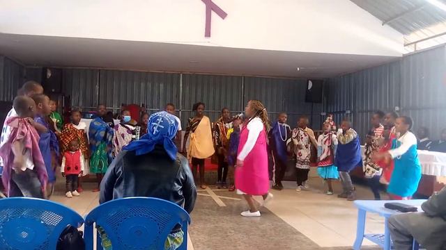 Ciana cia Ngai смотреть онлайн