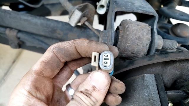 How to Test ABS Wheel Speed Sensors for Resistance and AC Voltage смотреть онлайн
