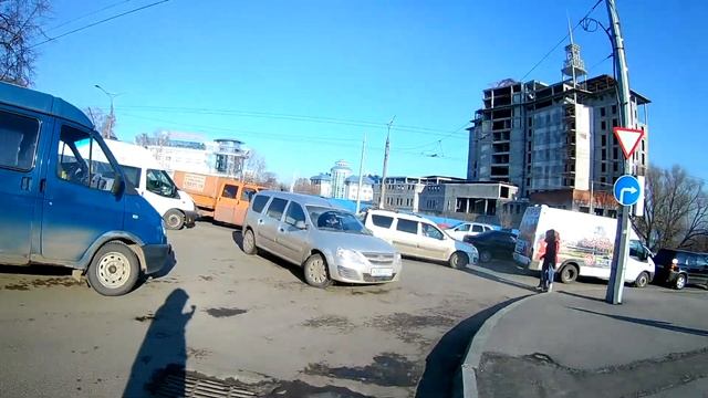 пробки на московском мосту в день народного единства. Чебоксары. 2017 смотреть онлайн