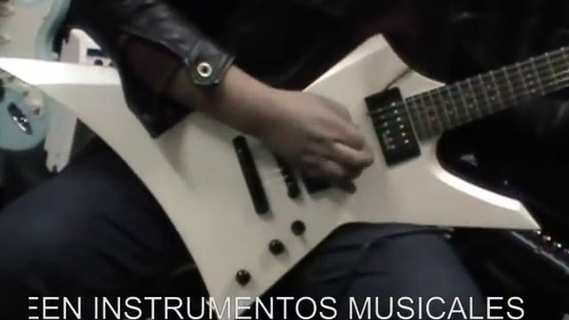 Guitarra Cort VX-2X смотреть онлайн