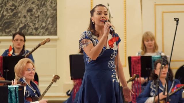 Стихи и музыка Евгения Дербенко «Метелица» Солисты Елена Курская, Динар Байтемиров, Елена Воликов смотреть онлайн