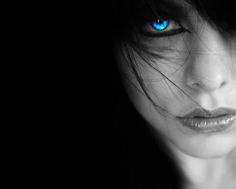 Пикник - Глаза очерчены углём