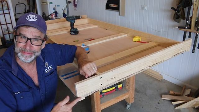ROTATING, Portable Pool Table! #summerbuilds21 смотреть онлайн