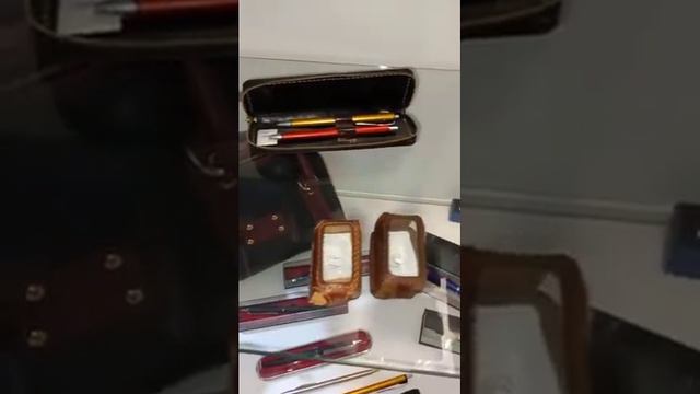 МЫ ЗНАЕМ ЧТО ПОДАРИТЬ! смотреть онлайн