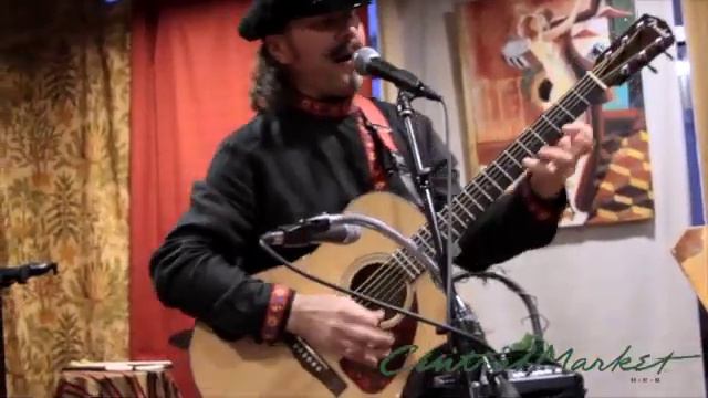 Flying Balalaika Brothers Live At Central Market смотреть онлайн