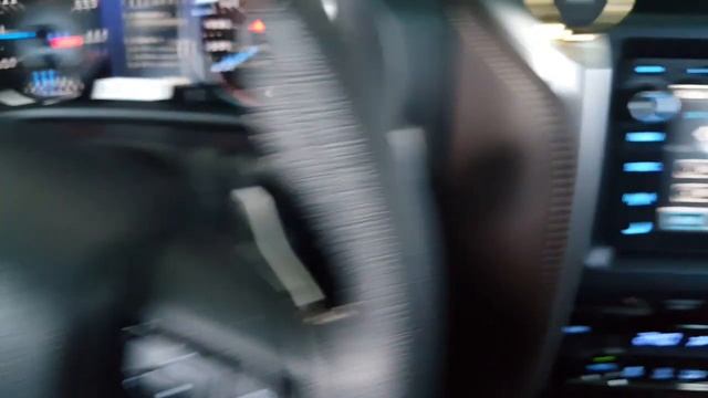 NEW TOYOTA FORTUNER HEAD UNIT DEMO смотреть онлайн