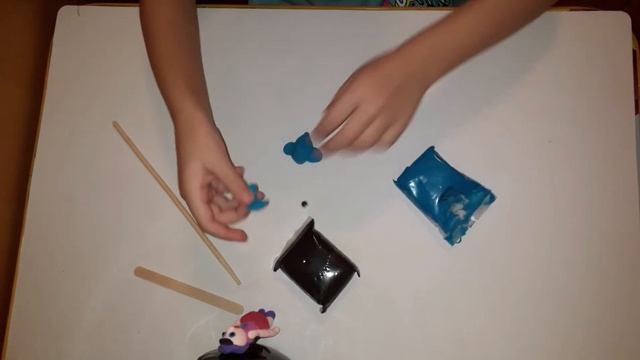 Дельфин из воздушного пластилина. #дети #лепка #развитие #развлечения #интересное #интересное смотреть онлайн