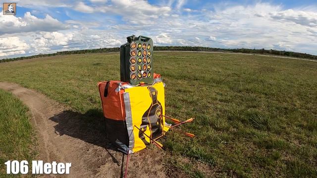 ARMBRUST Als SNIPER! - Wie Weit Kann Man Mit 210 Lbs Schießen? | Survival Mattin