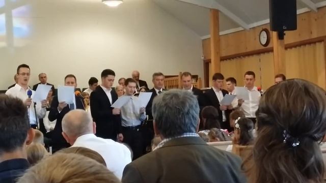 "Подарил мне новые одежды" смотреть онлайн