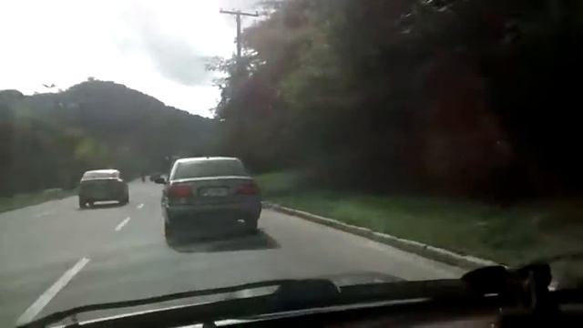 Daewoo Espero 95, dando coro em Santana(covardia) & I30 novo, 2.0. смотреть онлайн