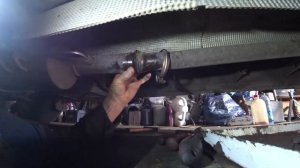 Замена хомута крепления выпускных труб глушителей Citroen C8