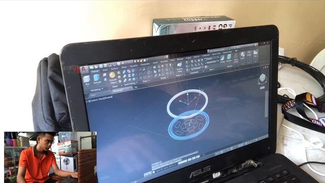 Drawing a 3d rim for mechanical engineering in AutoCad 2019 | John Alphie Z. Mercado from CE-BP3 смотреть онлайн