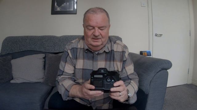 Fujifilm Finepix S1 Pro смотреть онлайн