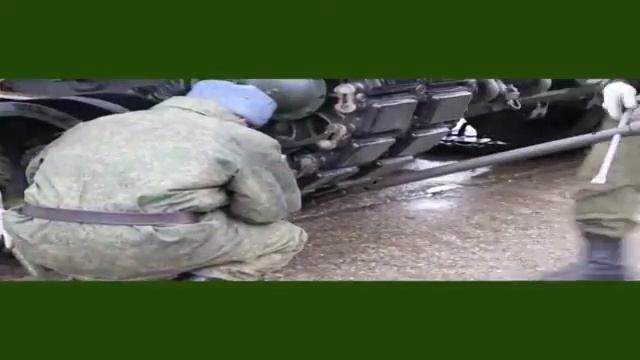 Замена гусеницы на
гаубице САУ смотреть онлайн