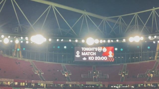 The Emirates Stadium What to expect at an ARSENAL game DAY смотреть онлайн