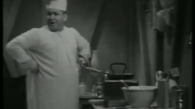 Hollywood Moguls strategy for novice film makers lacking experience... смотреть онлайн