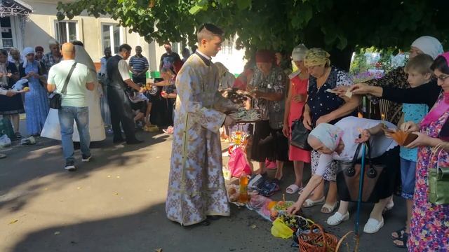 Яблочный спас, храм Святого Николая - 19 августа 2019 год смотреть онлайн