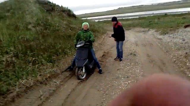 На мопеде смотреть онлайн