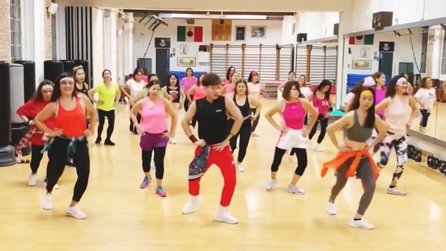 Dance Fitness Medley - You’re My Love / Sway / Life Dance / JM Zumba Dance Fitness Milan Italy смотреть онлайн