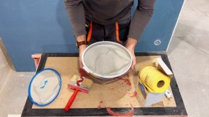 КАК БЕЗ ОПЫТА СДЕЛАТЬ ГИДРОИЗОЛЯЦИЮ В ВАННОЙ . ПОЛНЫЙ ПРОЦЕСС | Серия 33