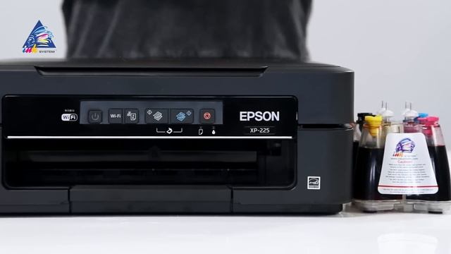 Обзор и комплектация МФУ Epson Expression Home XP-225 смотреть онлайн