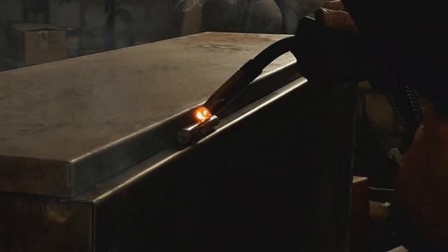 Инструментальные ящики и ступеньки на ЗиЛ... смотреть онлайн