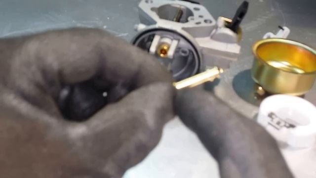 REPARACION LIMPIEZA MONTAJE CARBURADOR HONDA GX390 смотреть онлайн