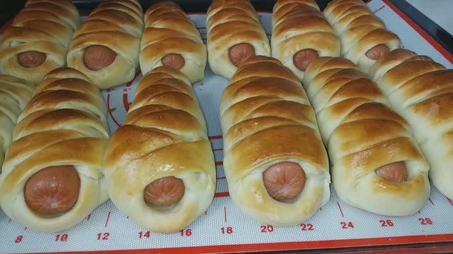 Сосиски в ТЕСТЕ. Вкусный ЗАВТРАК! смотреть онлайн