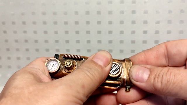 Зажигалка cricket в стиле стимпанк. смотреть онлайн