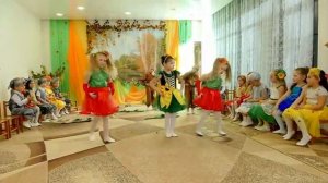 Парный танец. Осенний утренник. Старшая.