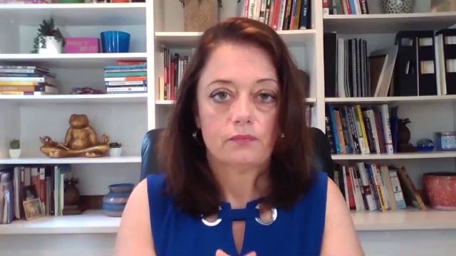 How To Get Resume Creation Right | 4 Bad Resume Examples To Avoid If You Want The Job смотреть онлайн