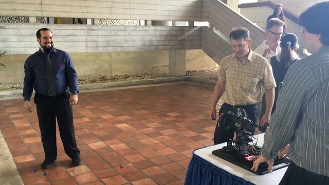 Robo-Turret Sentry Gun manual control and fire demo at MDC смотреть онлайн