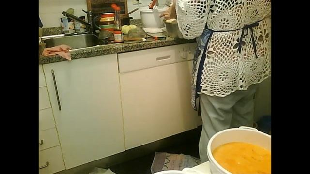 MOLOTOF - ПОРТУГАЛЬСКИЙ ПУДИНГ СОСТОЯЩИЙ ТОЛЬКО ИЗ ЯИЧНЫХ БЕЛКОВ смотреть онлайн