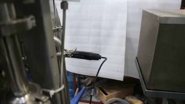 Установка по производству имитации икры/Device For The Production Of Artificial Caviar