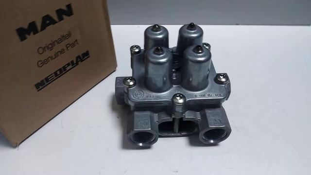 Клапан тормозной МАН ТГС ТГС ТГХ 81521516098 оригинальный