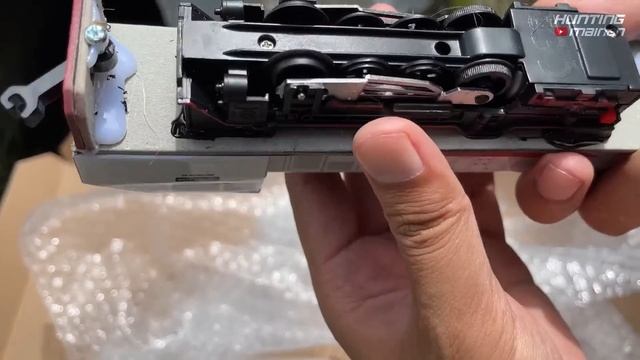 Unboxing Miniatur Kereta Api Indonesia, 6 Lokomotif CC203 dan 4 Loko CC206 - Hunting Mainan смотреть онлайн