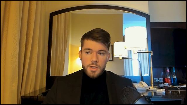ДЕВУШКА общается с БЫВШИМ парнем! Что это означает? смотреть онлайн