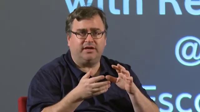 Reid Hoffman On How To Hack Your First 100 Users смотреть онлайн