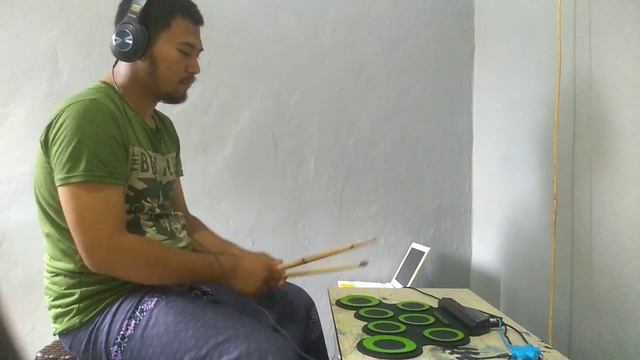 Terbang_Kotak Band (Cover izzy Roll Drum) смотреть онлайн