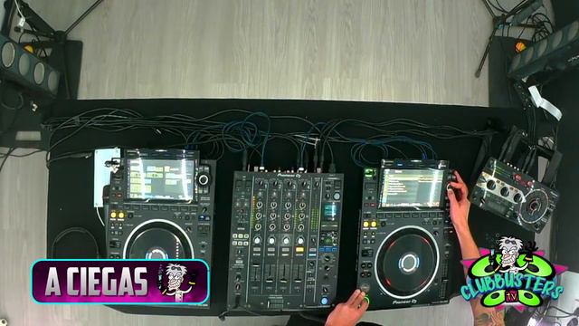 CLUBBUSTERS I RAMIRO LOPEZ b2b NUKE смотреть онлайн