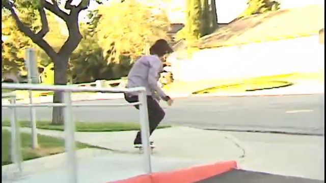 Tony Hawk, Riley Hawk, Aaron "Jaws" Homoki and Crew go VX- Tony's Crew смотреть онлайн