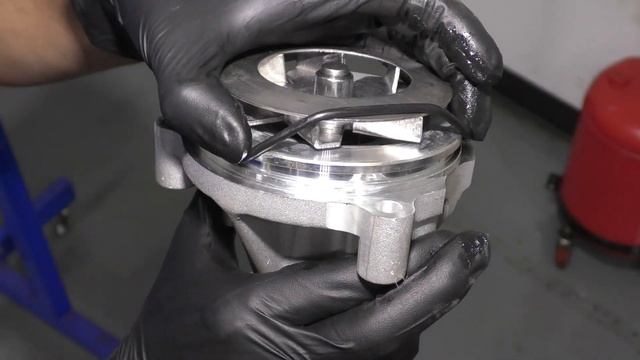 How to Replace Water Pump 2009-2014 Ford F-150 (5.4L V8) смотреть онлайн