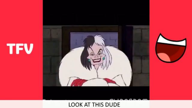 Мужик смотрит на картинки и дико ржет look at this dude смотреть онлайн