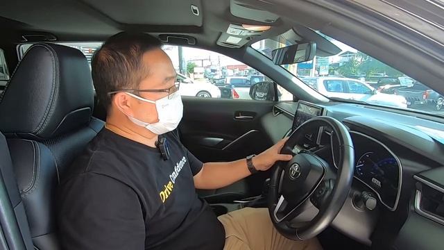 Toyota Corolla Cross 1.8 Premium VS Toyota Corolla Cross 1.8 Premium Safety ฟรีดาวน์ สภาพป้ายแดง смотреть онлайн