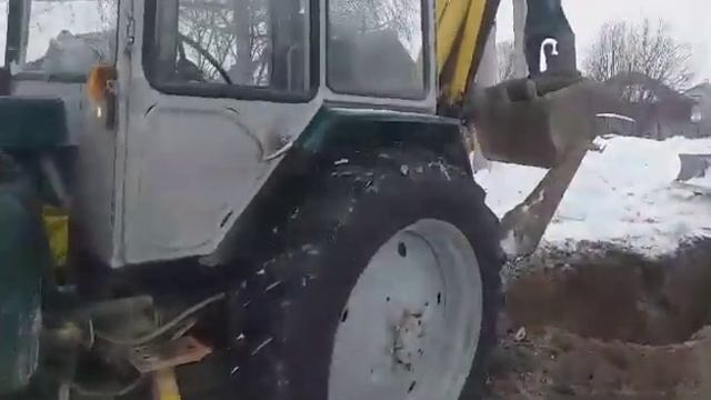 экскаватор юмз эо 2621 зимний коп работа юмз траншея водоснабжения